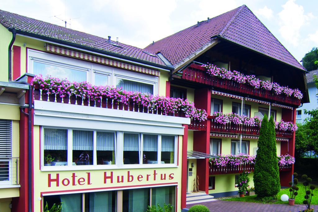 Hotel Haus Hubertus Bad Peterstal-Griesbach Esterno foto